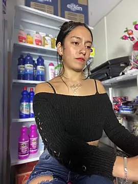 Alaska_euphoria's cam snapshot