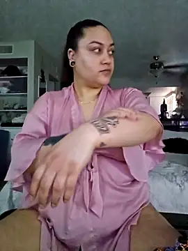 honeeyyy_pot's cam snapshot