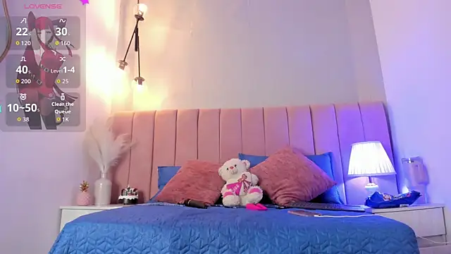 Alisson_Owen's cam snapshot