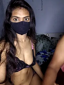 rani_coupleee's cam snapshot