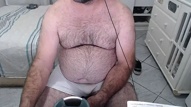 MysterBearMG live sex cam