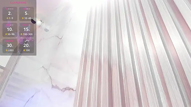 britany_jonshon's cam snapshot