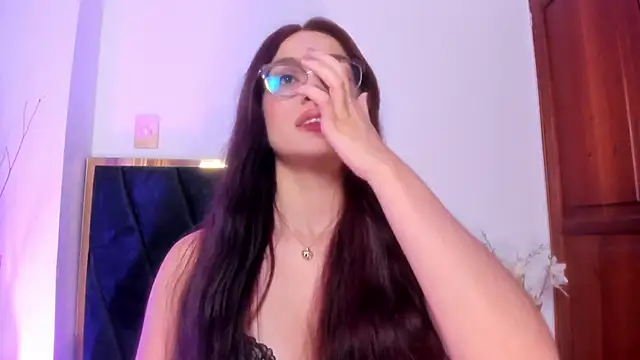 AndraCyruss's cam snapshot