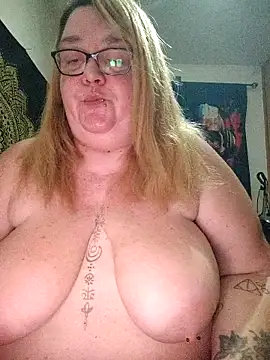 diosacurvy1984 live sex cam