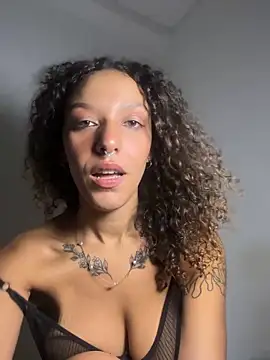 Liaisnotgone's cam snapshot