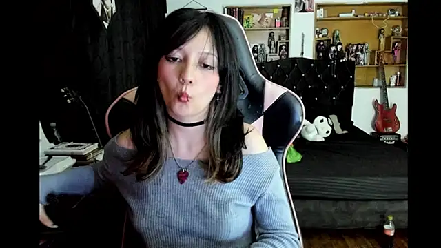 Maki_Zein_'s cam snapshot