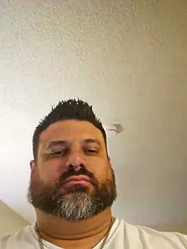 Roddog18 live sex cam