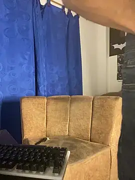 Kriss_Edwards live sex cam