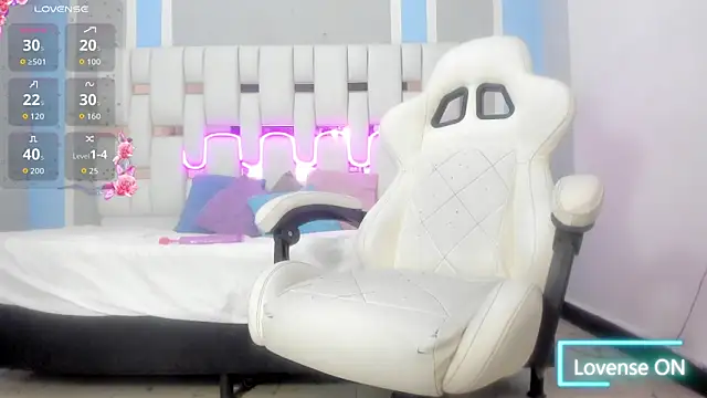 MilkWhore1 live sex cam