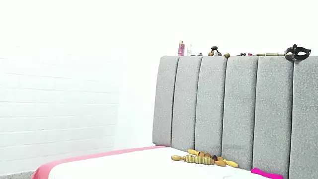 Giselle_James's cam snapshot