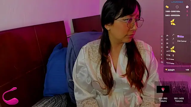 ella_harry's cam snapshot