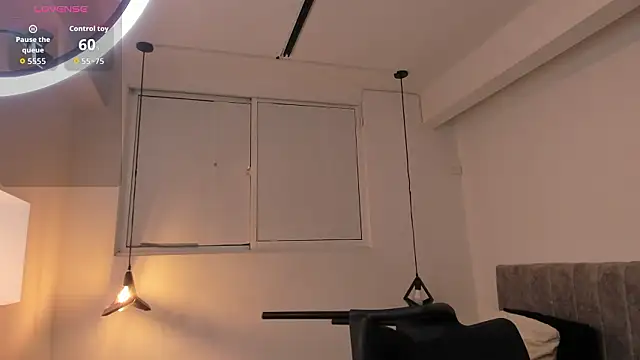 GiaFox_'s cam snapshot