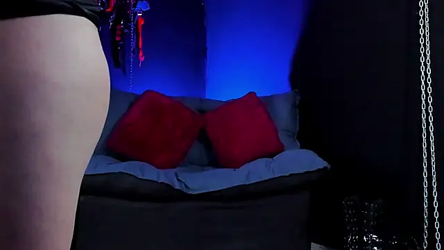 KatrinaStone's cam snapshot