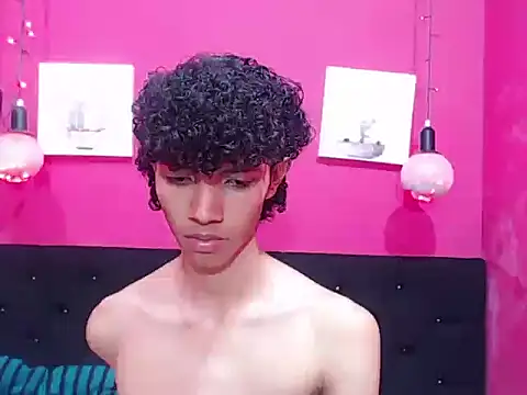 bigcock_twinks live sex cam