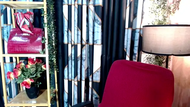 Finest_MistressXX live sex cam