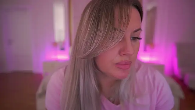 KiraCandyS's cam snapshot