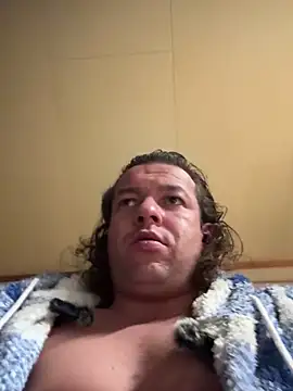 miguel910921 live sex cam