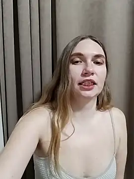 KisaVixen live sex cam