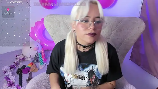 Nataliahenao69 live sex cam