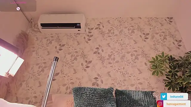 HannaSexTime live sex cam