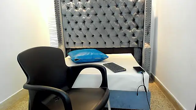 nero_reyd live sex cam