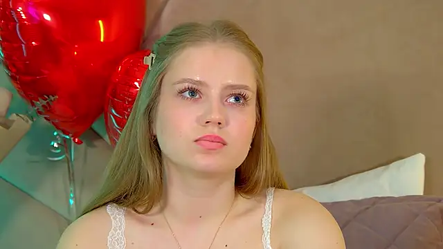 SelinSwarovski live sex cam