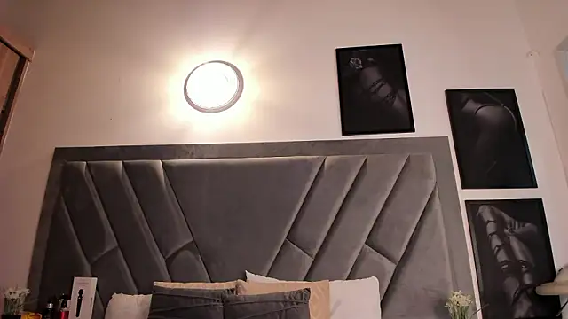 brenda_nova18 live sex cam