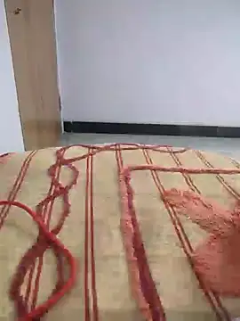 supriyatamil's cam snapshot