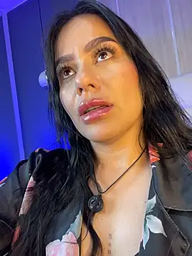 Miah_gomez_ live sex cam