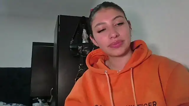 AliceTeenager___'s cam snapshot