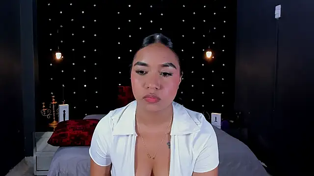 MiaWolton's cam snapshot