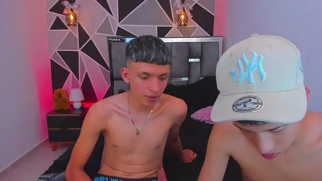 Juan_Nd_Steven live sex cam