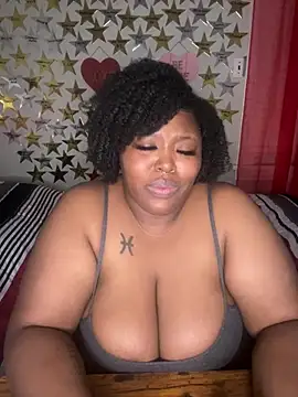 Chocolatebunnyxx96's cam snapshot