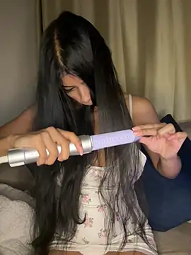 AgathaGeorgiou live sex cam