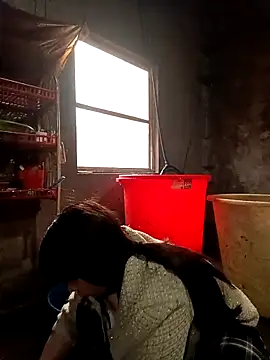 quynhkoolbae live sex cam