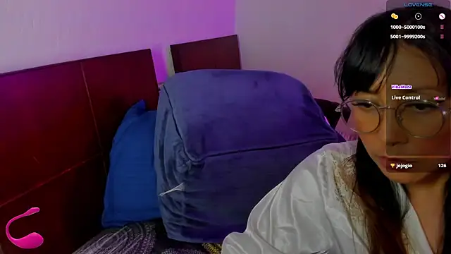 ella_harry's cam snapshot