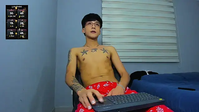 tom_Howard live sex cam