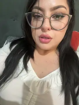 MileyGia live sex cam