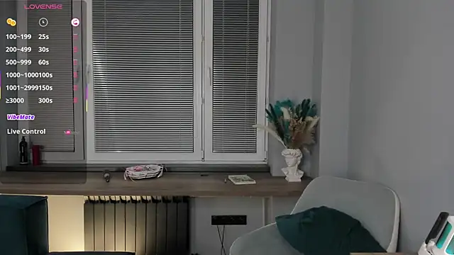 OssieCrews live sex cam