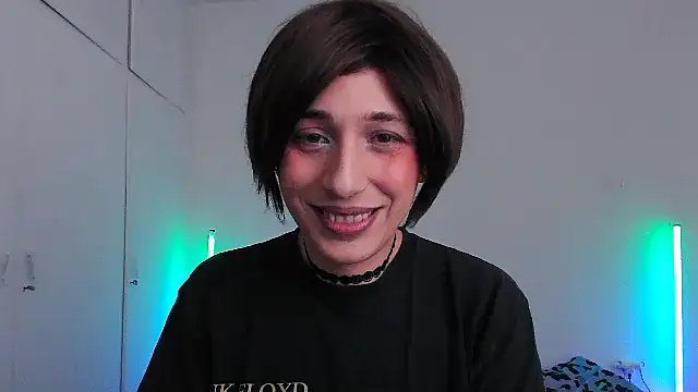 HoneyValentine live sex cam