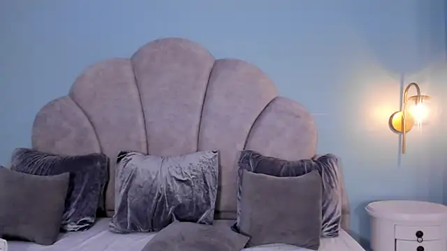 gaby_klum's cam snapshot