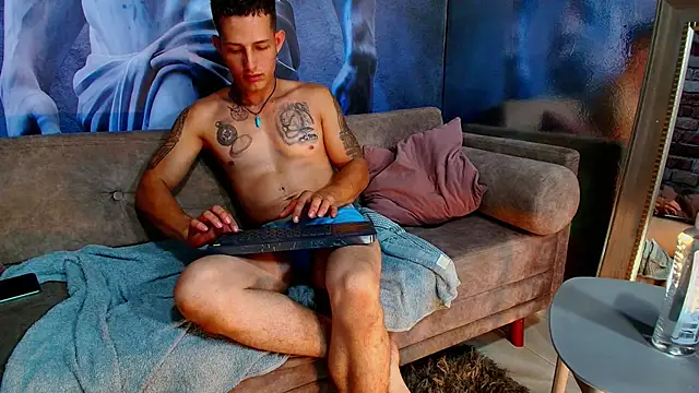 _angel_rivera's cam snapshot