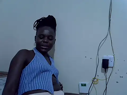 creamypussyy21's cam snapshot