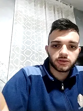 Francescodicristina44's cam snapshot