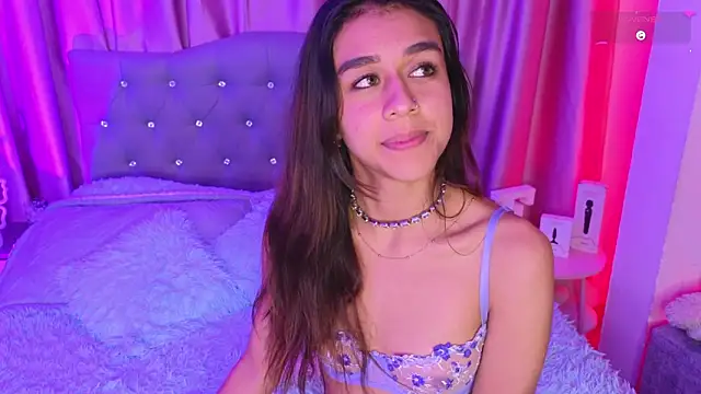 Emiily_Scott1's cam snapshot