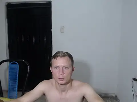 hot_mann11's cam snapshot