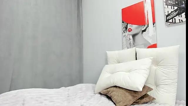 Tiny_JuJu's cam snapshot