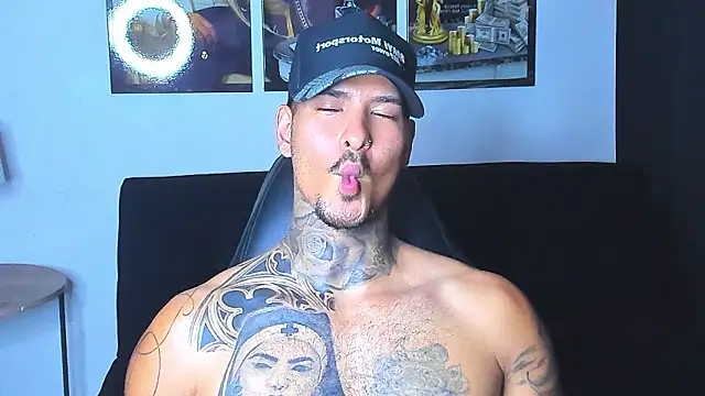 jiro_kenji1's cam snapshot