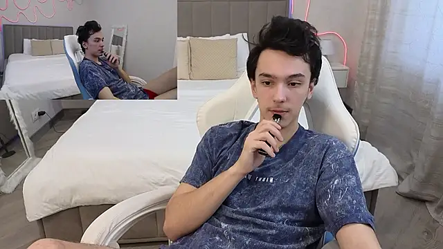 MoonlinSkinn live sex cam