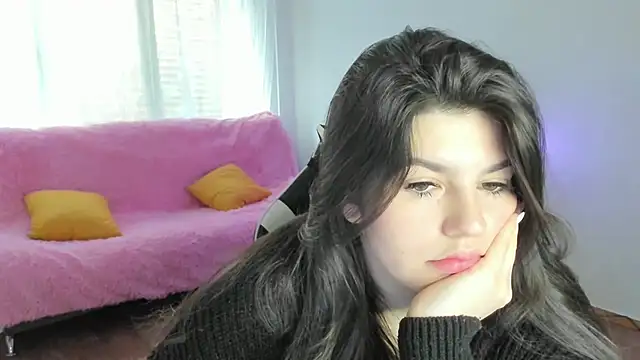 KisaModel's cam snapshot